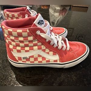 Men’s Vans high top shoes pink size 9.5